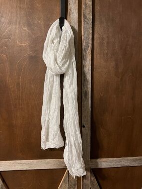 H&M White & silver Crinkled Lightweight Scarf